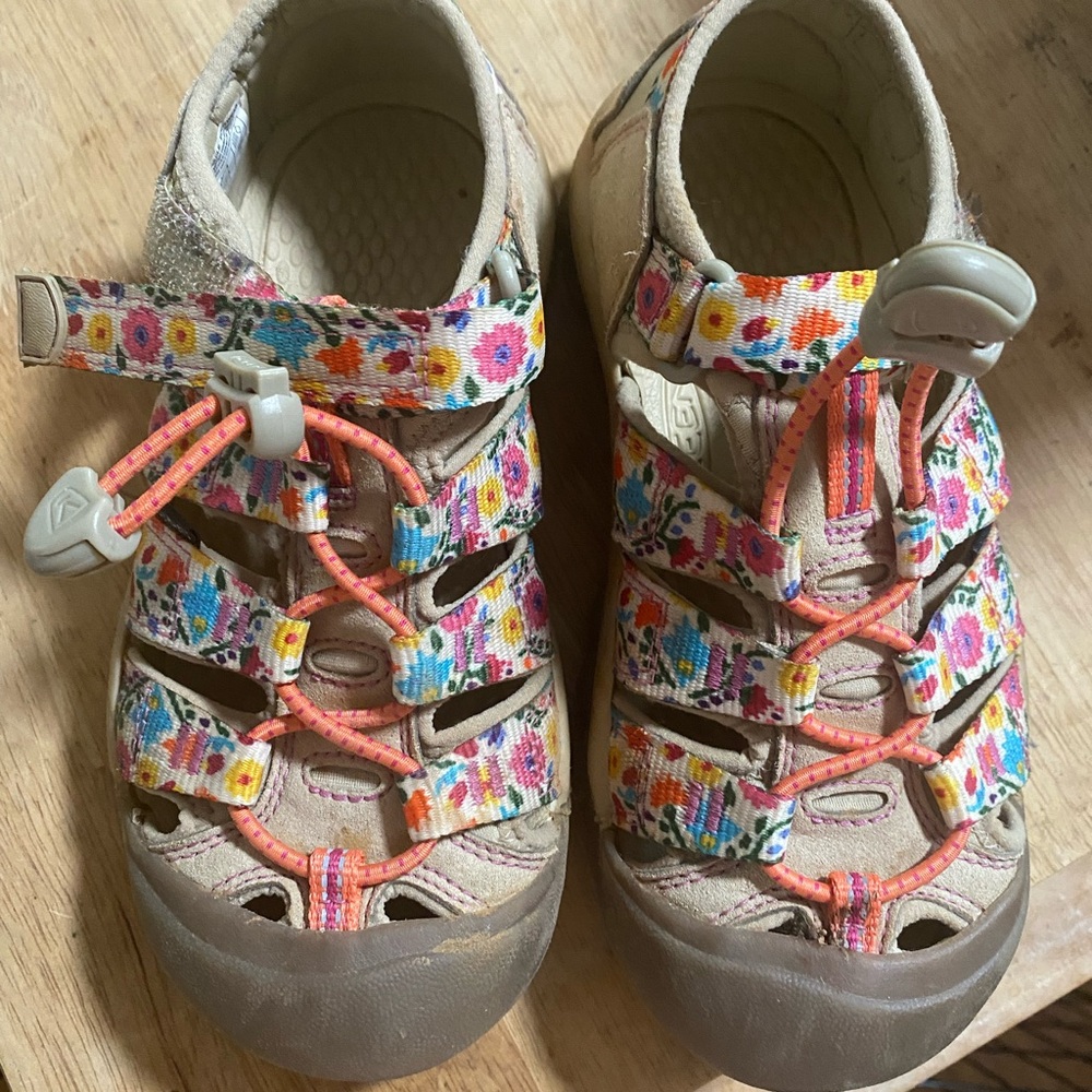 Keen Newport H2 Closed Toe Sandals - little girl, size 13